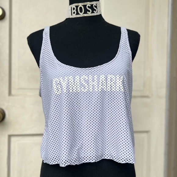 Gym Shark Crop Top 💪 - Picture 2 of 4